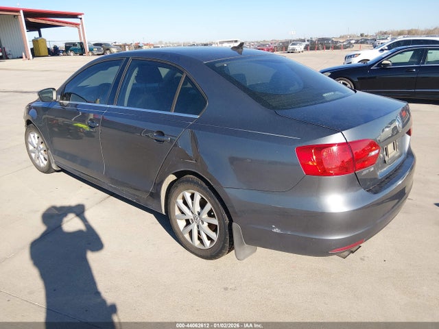 3VWB07AJXEM443119 Volkswagen Jetta 1.8t Se