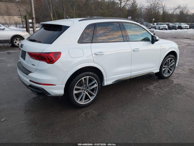 2022 AUDI Q3 WA1DECF34N1133815 Photo 3
