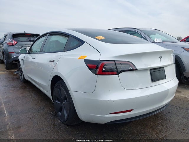2021 TESLA MODEL 3 5YJ3E1EA0MF853818 Photo 2