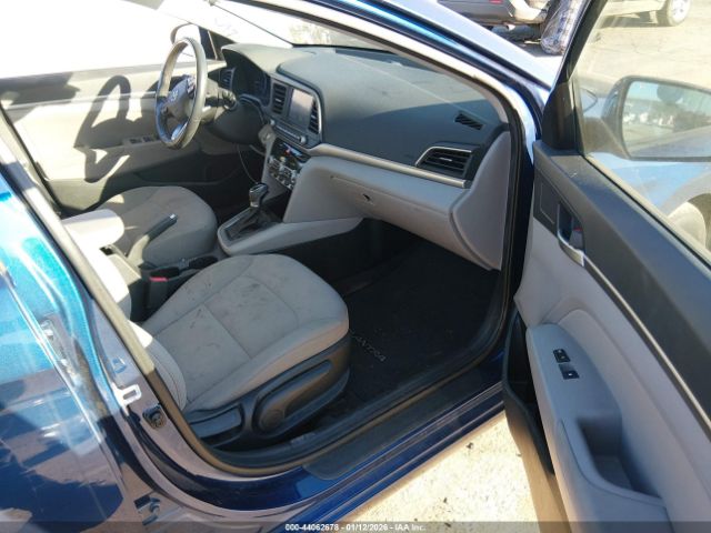 2019 HYUNDAI ELANTRA 5NPD94LA3KH462187 Photo 4