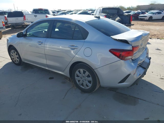3KPA24AD6PE610672 KIA RIO LX