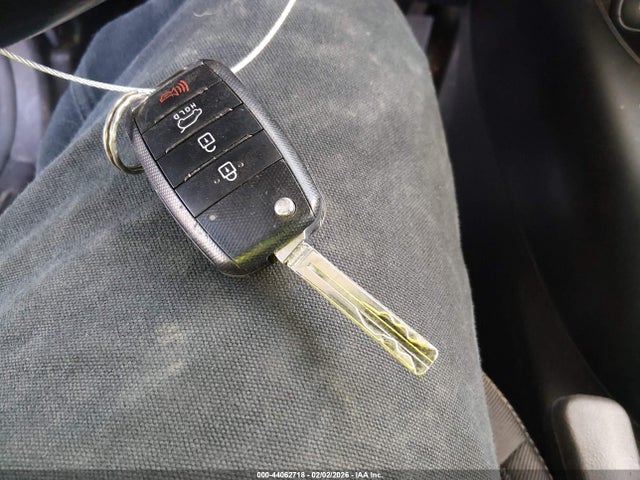 KNDJP3A5XH7457185 KIA SOUL +