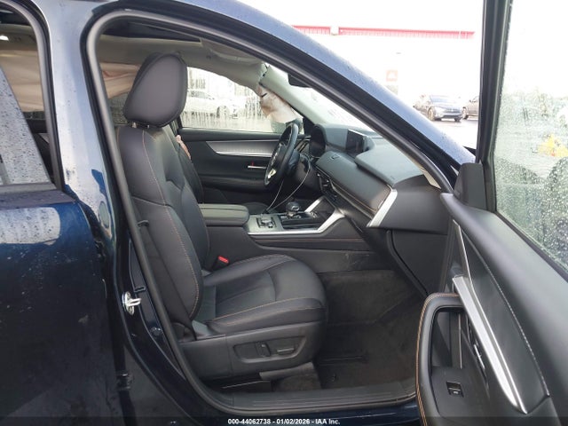 Продажа на аукционе авто 2024 Mazda Cx-90 3.3 Turbo Premium, vin: JM3KKDHD8R1181686, номер лота: 44062738