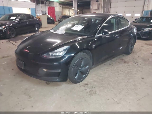 2019 TESLA MODEL 3 5YJ3E1EB7KF384801 Photo 1