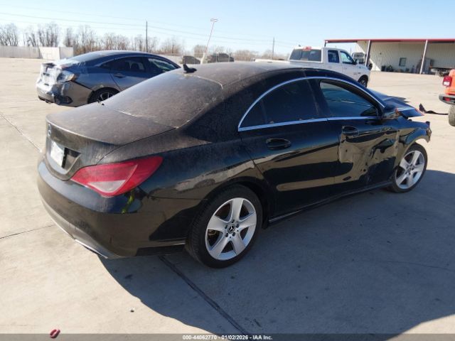 2018 MERCEDES-BENZ CLA 250 WDDSJ4EB2JN569837 Photo 3