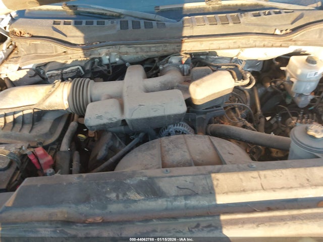 Ford F-350 Chassis Xl 2017 1FDRF3G66HEB80922 Image 9