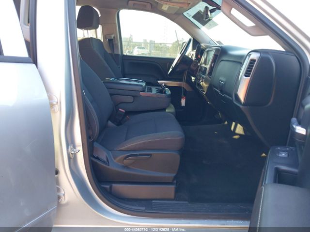 2018 CHEVROLET SILVERADO 1500 3GCUKREC6JG225507 Photo 4