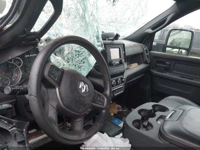 2024 Ram 3500 Chassis Tradesman/slt/laramie/limited მანქანა იყიდება აუქციონზე, vin: 3C7WRTCL8RG156869, აუქციონის ნომერი: 44062800