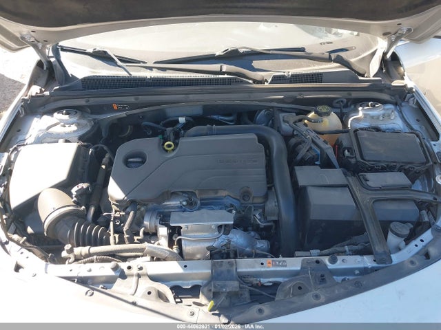 1G1ZD5ST4NF175719 Chevrolet Malibu Fwd Lt