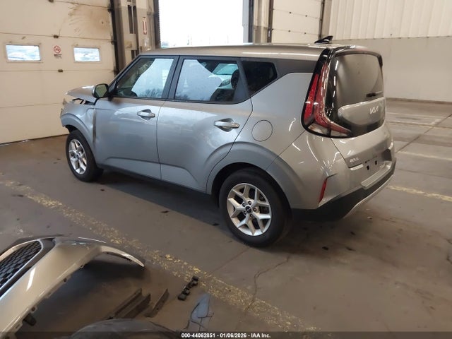 KNDJ23AU8R7241455 KIA SOUL LX