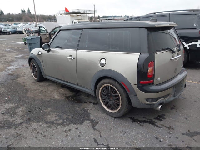 2008 MINI COOPER S CLUBMAN WMWMM33508TP89336 Photo 2
