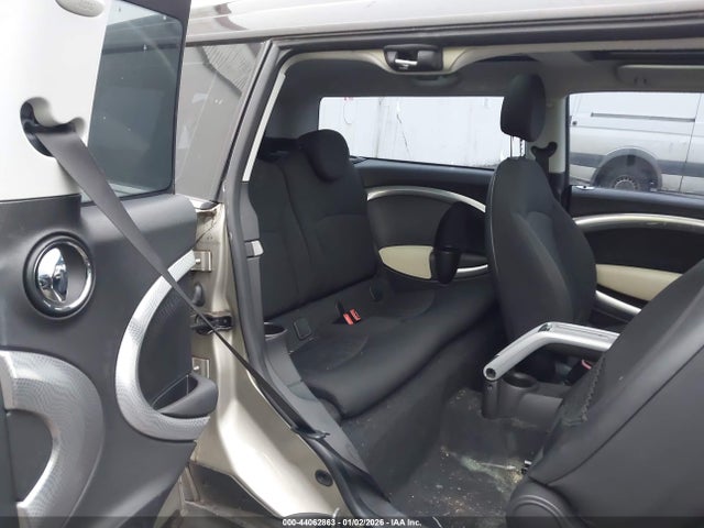 2008 MINI COOPER S CLUBMAN WMWMM33508TP89336 Photo 7