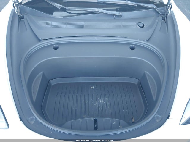 2023 TESLA MODEL 3 5YJ3E1EA1PF452668 Photo 9