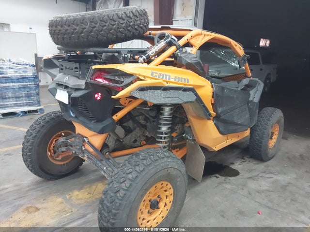 2020 CAN-AM MAVERICK X3 3JBVVAV48LK001938 Photo 3