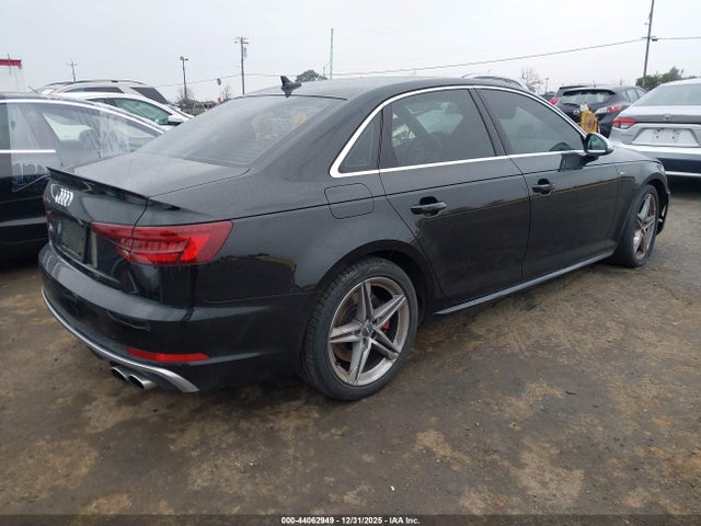 2018 AUDI S4 WAUB4AF48JA201764 Photo 3