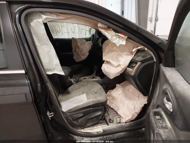 1C4PJLCB3GW282328 Jeep Cherokee Latitude
