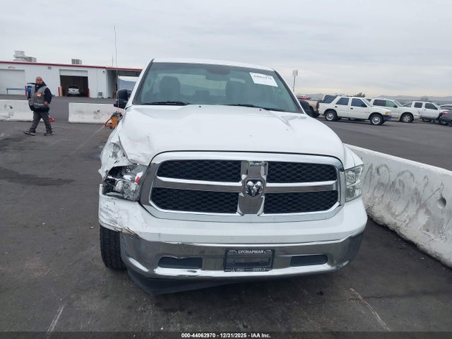 1C6RR6FG6KS555411 RAM 1500 Classic Tradesman 4x2 6&#039;4 Box