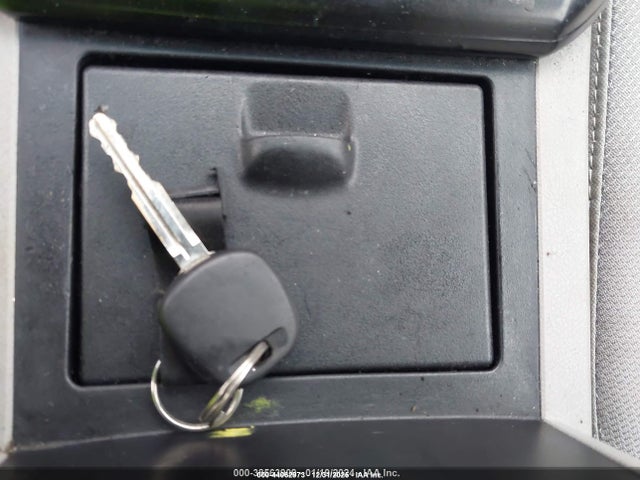 44062973 :رقم المزاد ، 4T1BF1FK6EU381693 vin ، 2014 Toyota Camry Le مزاد بيع