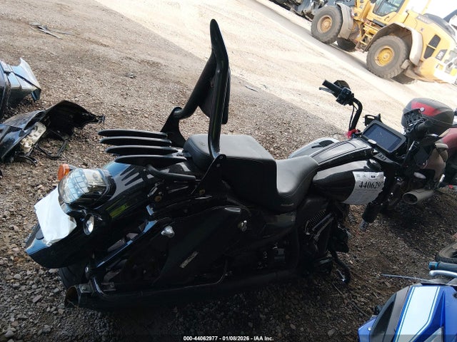 Harley-Davidson Flhxst 2022 1HD1ABL19NB667323 Image 17