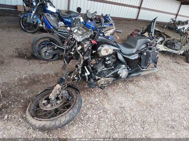 2022 HARLEY-DAVIDSON FLHXST 1HD1ABL19NB667323 Photo 1