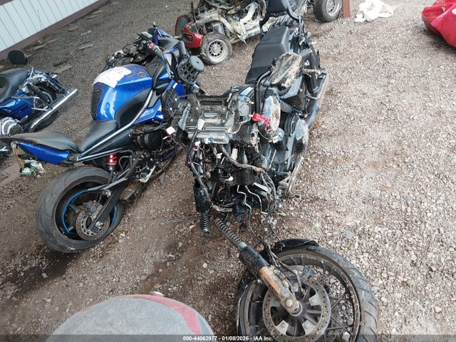 2022 HARLEY-DAVIDSON FLHXST 1HD1ABL19NB667323 Photo 4