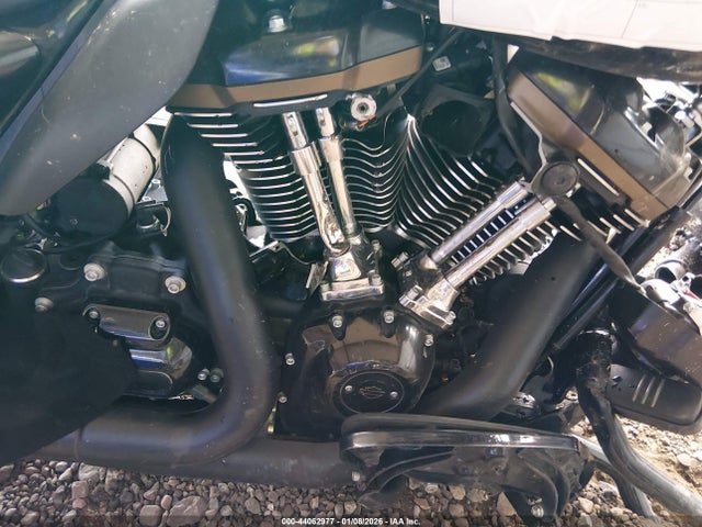 2022 HARLEY-DAVIDSON FLHXST 1HD1ABL19NB667323 Photo 7
