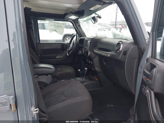 2015 JEEP WRANGLER UNLIMITED 1C4BJWDG3FL641540 Photo 4