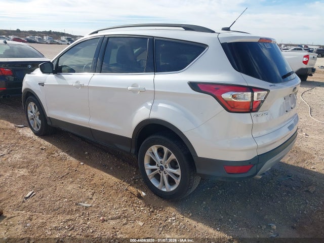 Продаж на аукціоні авто 2017 Ford Escape Se, vin: 1FMCU0GD1HUB42688, номер лоту: 44063020