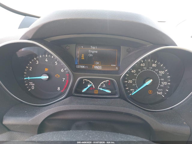Продаж на аукціоні авто 2017 Ford Escape Se, vin: 1FMCU0GD1HUB42688, номер лоту: 44063020
