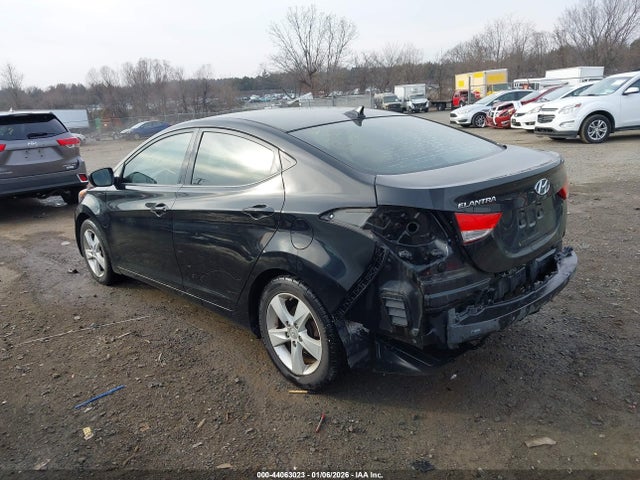 2013 Hyundai Elantra Gls მანქანა იყიდება აუქციონზე, vin: KMHDH4AE3DU007031, აუქციონის ნომერი: 44063023