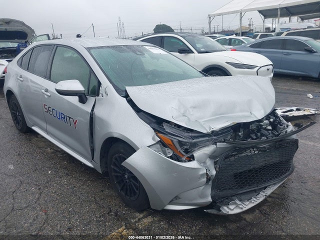 Toyota Corolla Hybrid Le 2022 JTDEAMDE2NJ043868 головне зображення