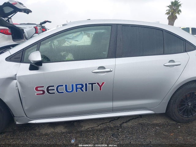 Toyota Corolla Hybrid Le 2022 JTDEAMDE2NJ043868 Image 14
