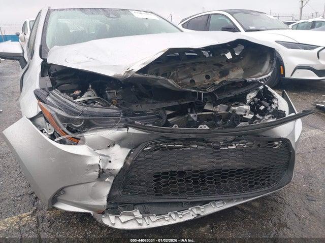 Toyota Corolla Hybrid Le 2022 JTDEAMDE2NJ043868 Image 6