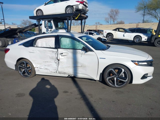 1HGCV3F26NA028218 Honda Accord Hybrid Sport