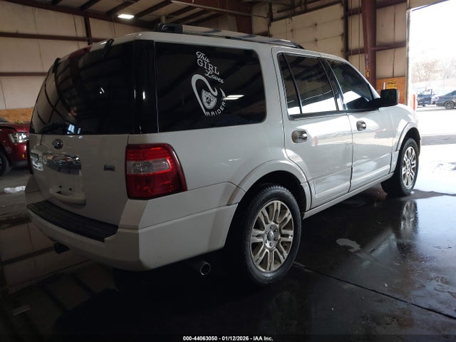 Продажа на аукционе авто 2013 Ford Expedition Limited, vin: 1FMJU1K52DEF39991, номер лота: 44063050