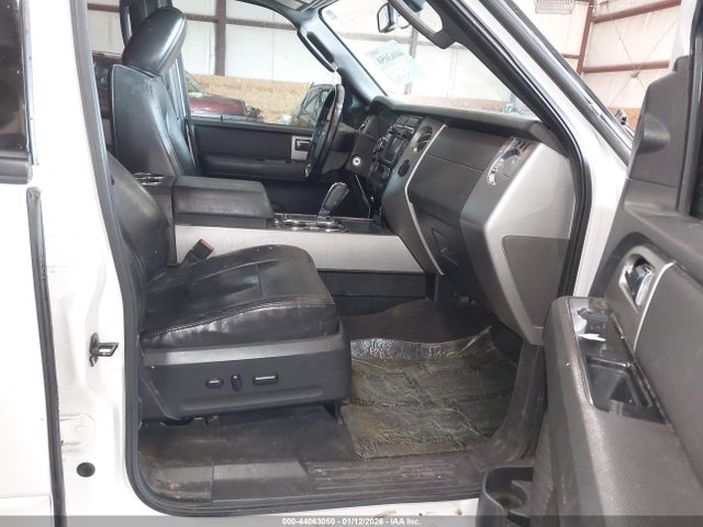 Продажа на аукционе авто 2013 Ford Expedition Limited, vin: 1FMJU1K52DEF39991, номер лота: 44063050