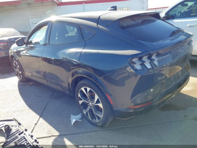 2022 FORD MUSTANG MACH-E 3FMTK3R71NMA38216 Photo 2