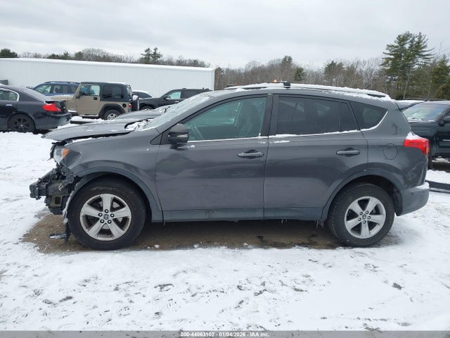 2T3WFREV4FW170531 Toyota Rav4 Xle