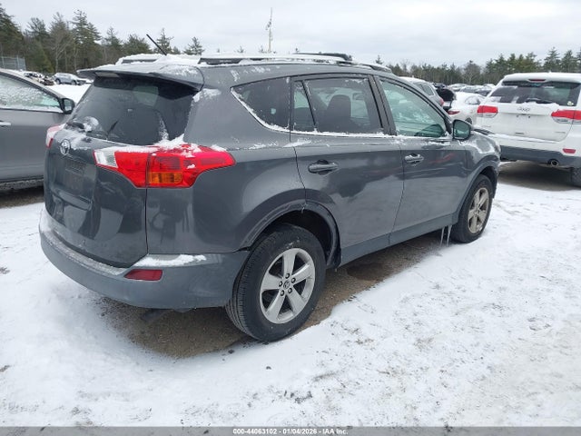 2T3WFREV4FW170531 Toyota Rav4 Xle