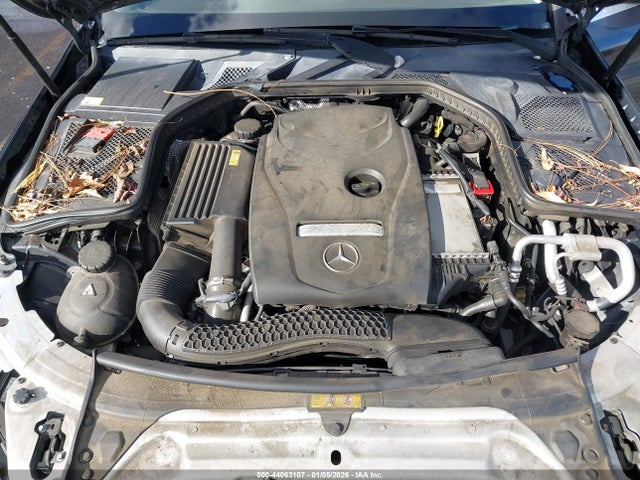 55SWF4KB3FU041584 Mercedes-Benz C 300 Luxury 4matic