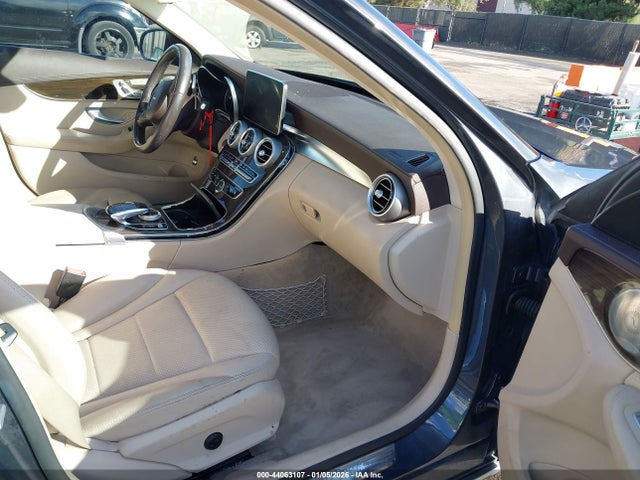 55SWF4KB3FU041584 Mercedes-Benz C 300 Luxury 4matic