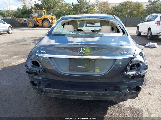 55SWF4KB3FU041584 Mercedes-Benz C 300 Luxury 4matic