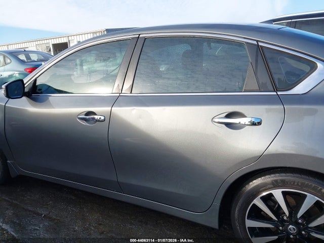 Продажа на аукционе авто 2017 Nissan Altima 2.5 Sl, vin: 1N4AL3APXHC488401, номер лота: 44063114
