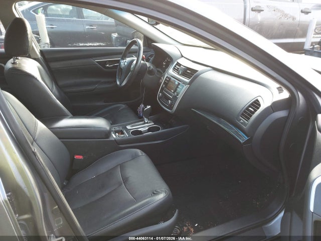 Продажа на аукционе авто 2017 Nissan Altima 2.5 Sl, vin: 1N4AL3APXHC488401, номер лота: 44063114