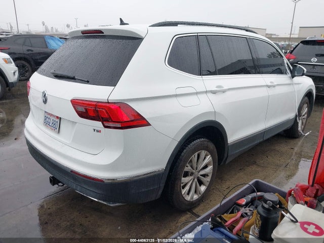 3VV3B7AX1JM184912 Volkswagen Tiguan 2.0t Se/2.0t Sel