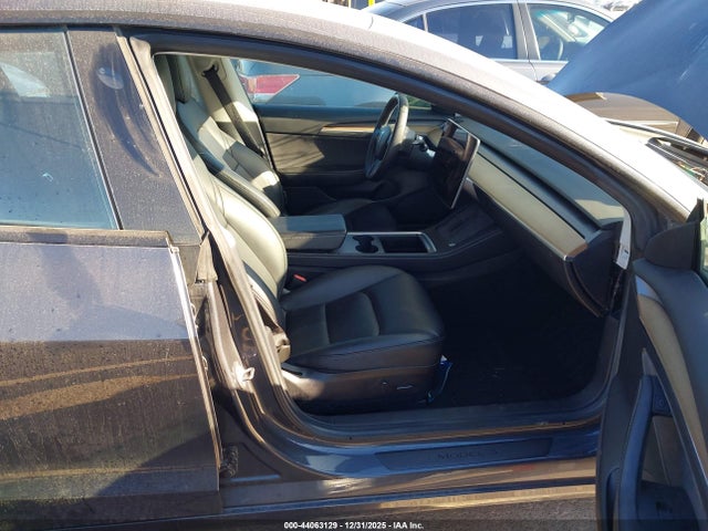 2022 TESLA MODEL 3 5YJ3E1EBXNF118791 Photo 4