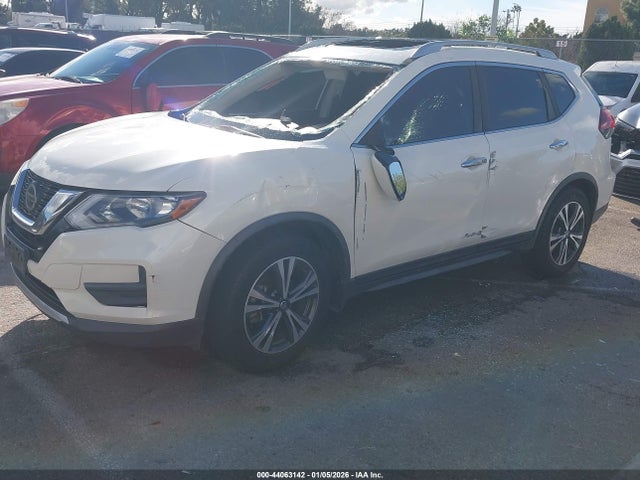 Nissan ROGUE SV 2019 JN8AT2MT9KW252555 Image 2