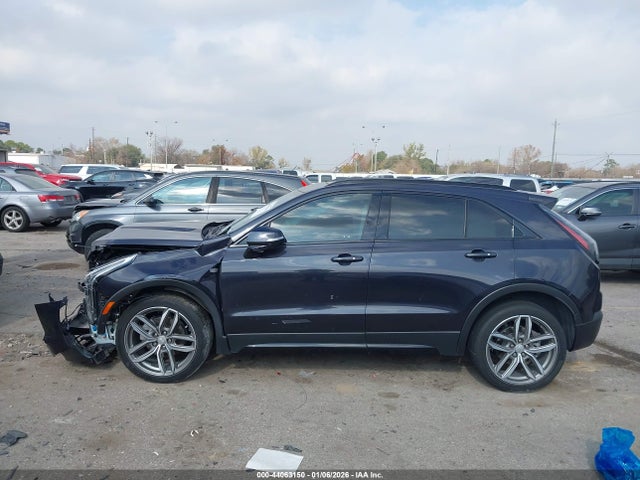 44063150 :رقم المزاد ، 1GYFZER46NF143522 vin ، 2022 Cadillac Xt4 Fwd Sport مزاد بيع