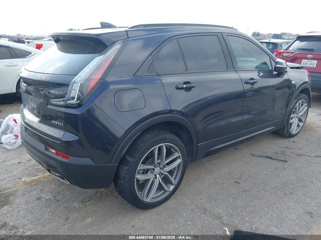 2022 CADILLAC XT4 1GYFZER46NF143522 Photo 3