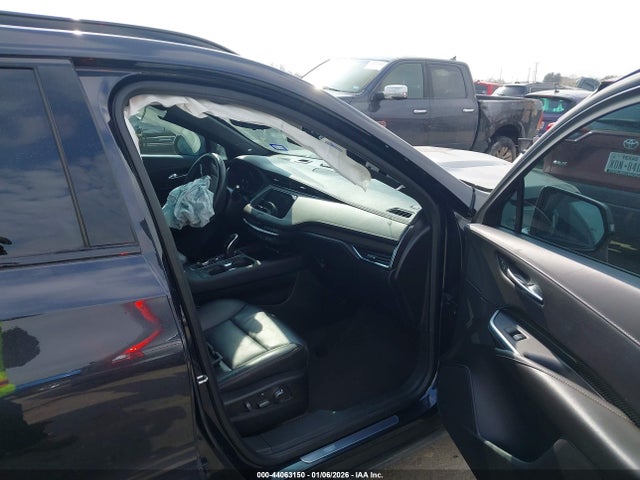 2022 CADILLAC XT4 1GYFZER46NF143522 Photo 4